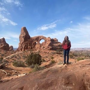 Meet your Posher, Maddie